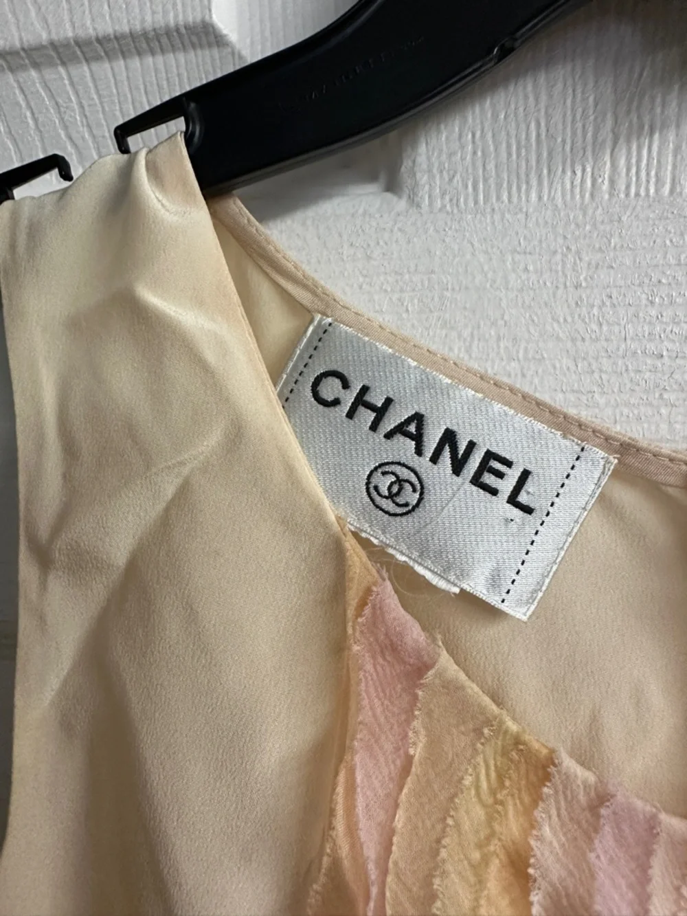 CHANEL Cream Silk Ruffle-Trim Sleeveless Top - Picture 2 of 6